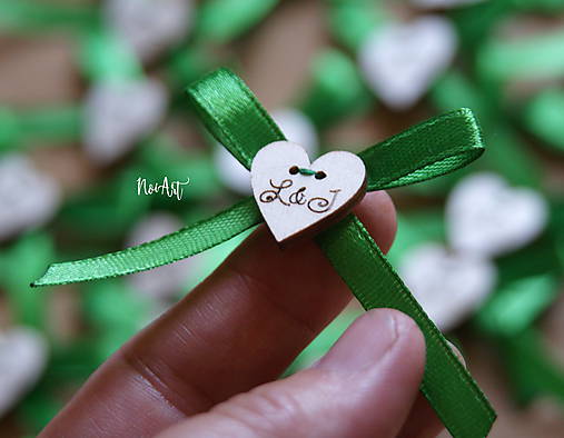 Svadobné pierka s mašličkou zelenou
