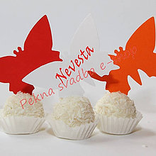Darčeky pre svadobčanov - Menovka v tvare motýľa - s textom - 160 g papier , rôzne farby papiera - 9699966_