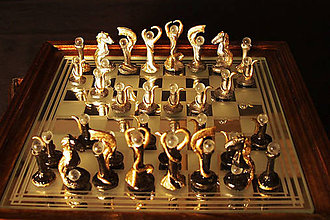 Sochy - Moderné šachové figúry - malé (Pozlátené) - 9699896_