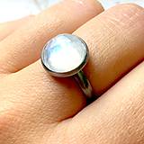 Elegant Faceted Moonstone Stainless Steel Ring / Elegantný prsteň s brúseným AA mesačným kameňom z chirurg. ocele /P0021