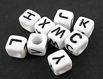 Korálky - Písmenko kocka - celá abeceda  (Písmenko "K") - 9725547_
