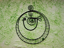 Dekorácie - Ptáček v kolečku se zelenou perličkou - 9742630_