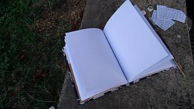 Papiernictvo - Zápisník/žurnál v recyklo-obale "Biele na modrom" (zľava 50%) - 9746505_