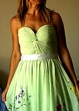 Šaty - Ručne maľované romantické svadobné šaty "on a green meadow" - 9747892_