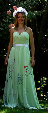 Šaty - Ručne maľované romantické svadobné šaty "on a green meadow" - 9747897_
