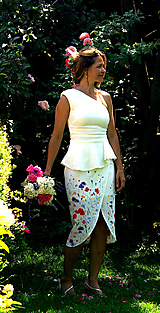 Šaty - Ručne maľované nežné svadobné šaty "meadow midi" - 9748692_