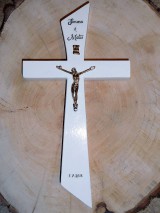 Dekorácie - svadobný drevený kríž so zlatým korpusom 2/ krížik - 9755111_
