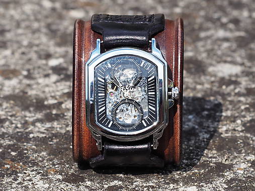 pánsky kožený remienok hnedo-čierny s hodinkami Winner