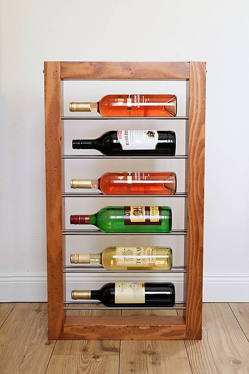 Vinotéka (Wall wine rack)