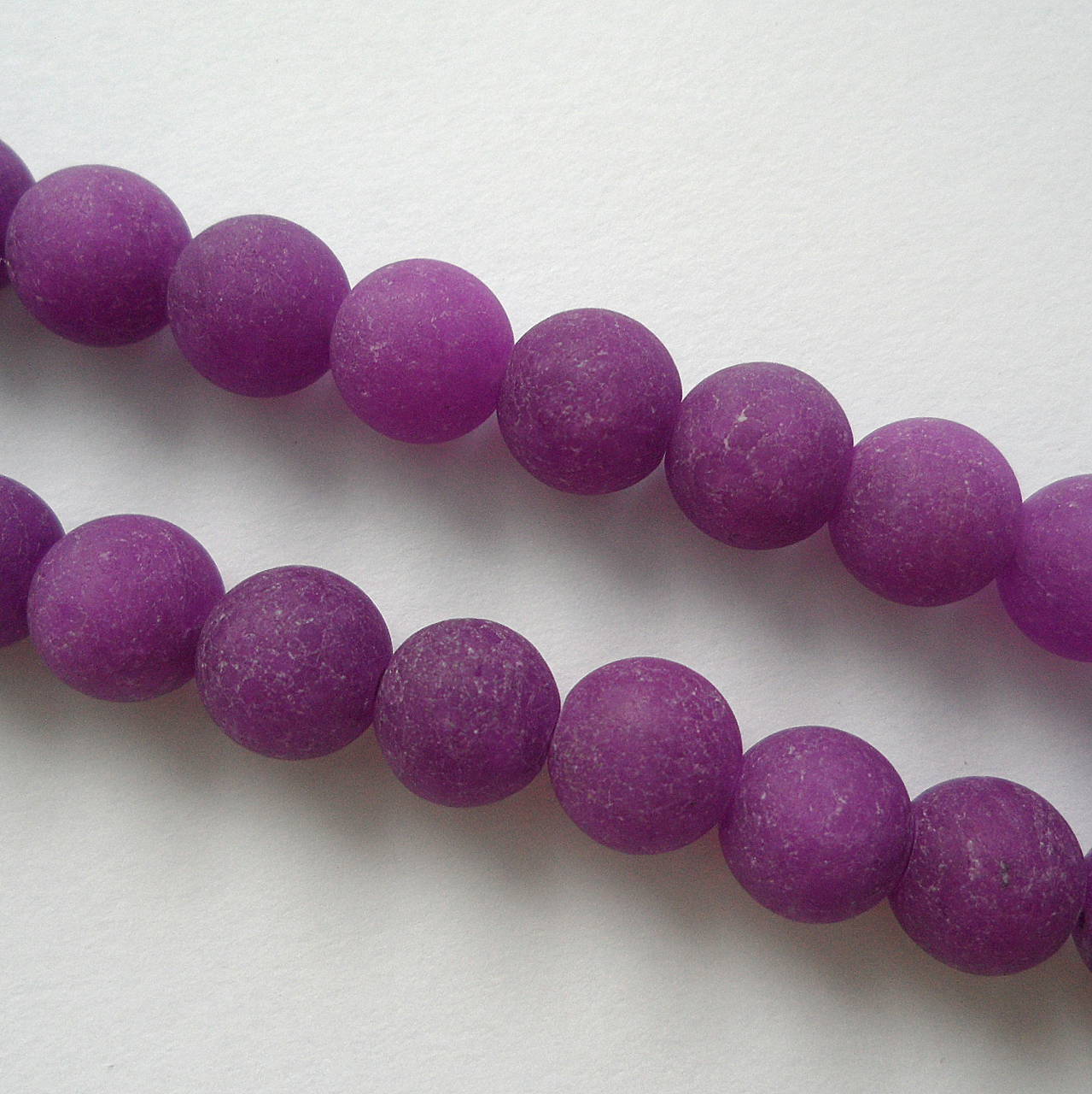 Jadeit matný 8mm-1ks (amethyst)
