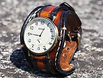 Náramky - Hnedočierny kožený remienok, pánske hodinky, bronzové hodinky - 9783810_