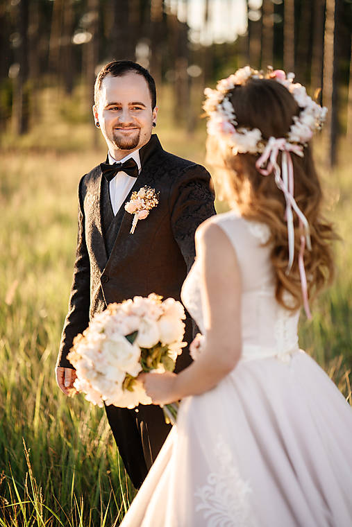 Pierko pre ženícha "vánok na duši"