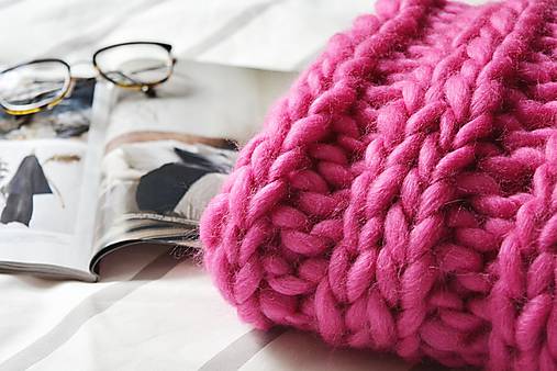 Vlnená pletená deka - pink