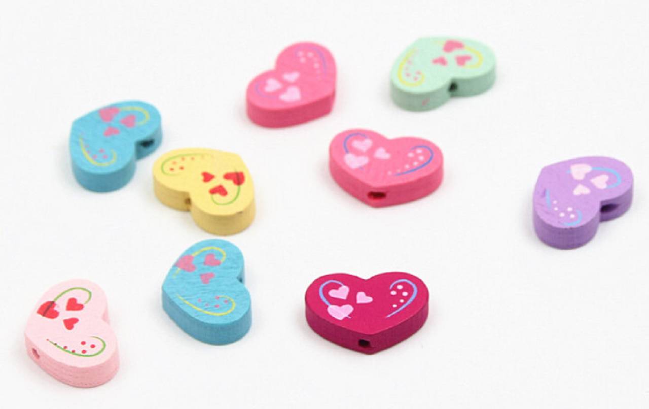 KD144 Korálka drevená SRDIEČKO 1,8 cm