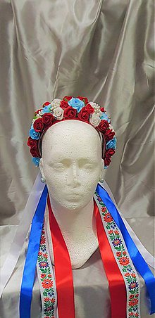 Ozdoby do vlasov - Folklórna kvetinová parta pre nevestu so stuhami - na redový - 9829981_