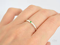 Prstene - 925/1000 Strieborný prsteň obrúčka, zásnubný s prírodným tsavoritom, zeleným granátom - 9866565_