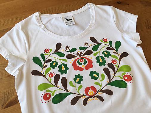 Folkové dámske maľované tričko (Jesenné sfarbenie)