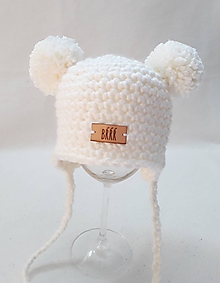 Detské čiapky - Biela zimná detská čiapka ušianka macko - 9896489_