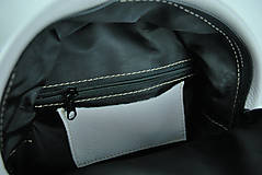 Batohy - Kožený batoh z prírodnej kože v perlovej farbe - 9904246_
