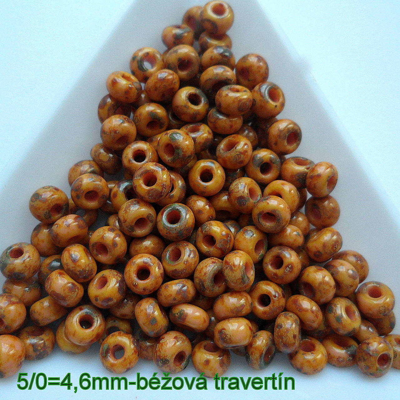 Rokajl 5/0 PRECIOSA 4,6mm-10g (béžová travertín)