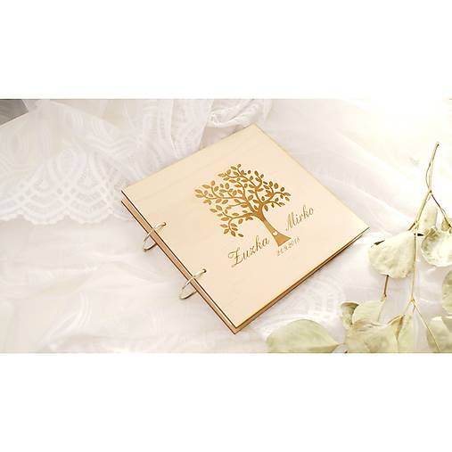  - Drevená svadobná kniha hostí (50 listov 300g matný (na lepenie fotiek)) - 9927142_