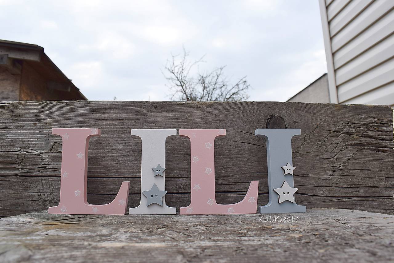 10cm stojace písmenká LILI