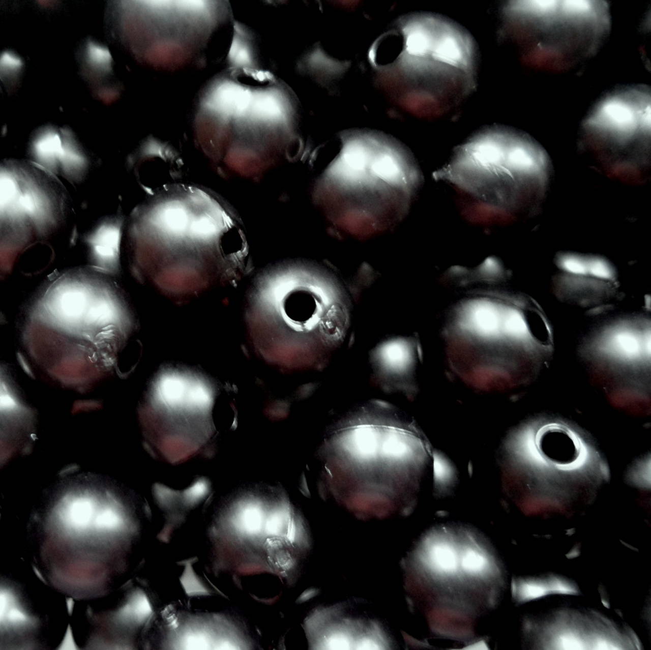 Korálky MILK plast 10mm (čierna-10ks)