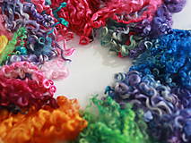 Textil - SOO CURLY VLNA COLLECTION - ručne farbená kučeravá vlna (Modrá) - 9938856_