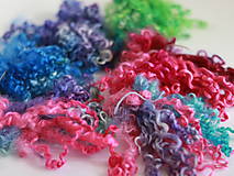 Textil - SOO CURLY VLNA COLLECTION - ručne farbená kučeravá vlna (Modrá) - 9938860_