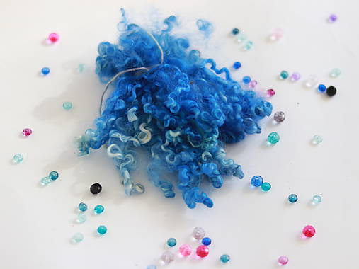 SOO CURLY VLNA COLLECTION - ručne farbená kučeravá vlna (Modrá)