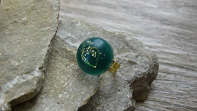 Prstene - Farebný prsteň poľgula (Zelený so zlatým srdiečkom, č. 2382) - 9940262_