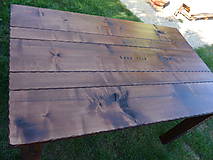 Nábytok - Drevený rustikálny stôl, kartáčovaný, s rezbou - 9950316_