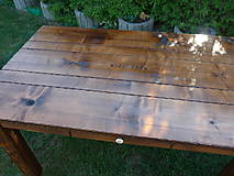 Nábytok - Drevený rustikálny stôl, kartáčovaný, s rezbou - 9950322_