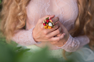 Prstene - Kvetinový prstienok "skroť si ma" - 9951515_