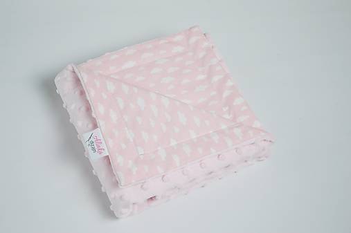 Minky pink deka s ružovými obláčikmi 70*100cm