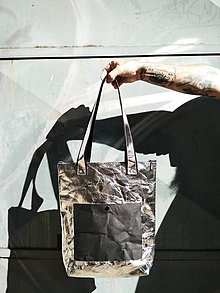 Veľké tašky - Papírová kabelka // silver black + - 9965418_