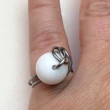 Prstene - prsteň s bielym koralom 1 - 9969002_