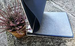Papiernictvo - Fotoalbum klasický, polyetylénový obal s potlačou kvetinového venčeka a voliteľným textom - 9989802_