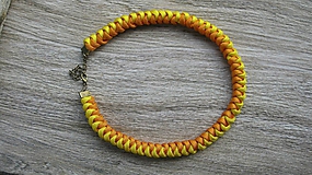 Náhrdelníky - Pletený uzlový náhrdelník žlto oranžový, č. 2407 - 9992046_