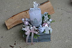 Svietidlá - *Vianočný svietnik - pink, sivý a biely so sviečkou so stromčekom - 10045791_
