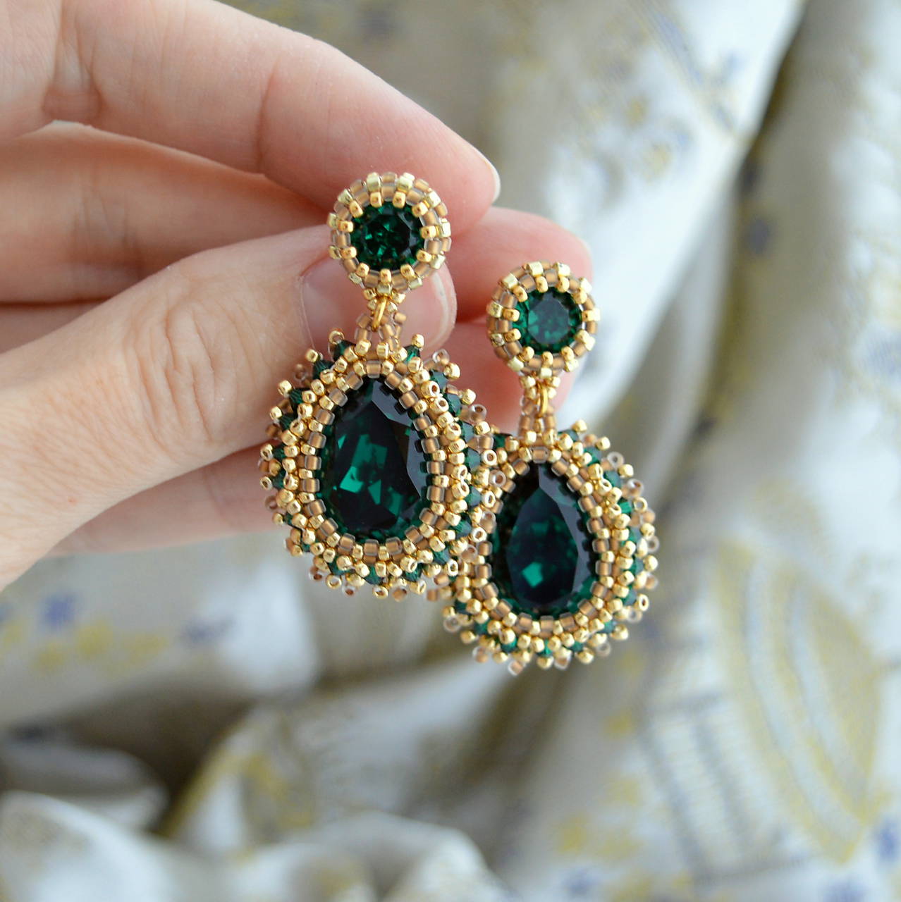 Smaragdové náušnice v tvare kvapky (Ag925)