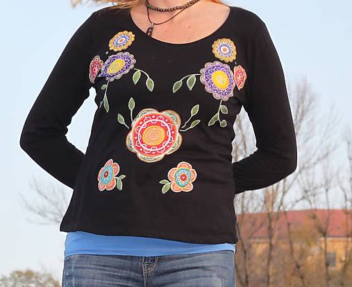 Kvetinkové hippies tričko L ručne maľované