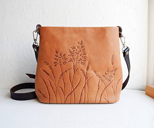MILA "Grass" kožená kabelka s vypaľovaným obrázkom