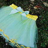 Detské oblečenie - Dětská zeleno-žlutá tylová sukně - 10086749_