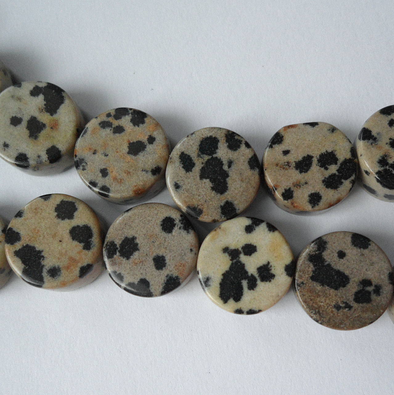 Minerály-lentilky/drops-1ks (12mm-jaspis dalmatin)