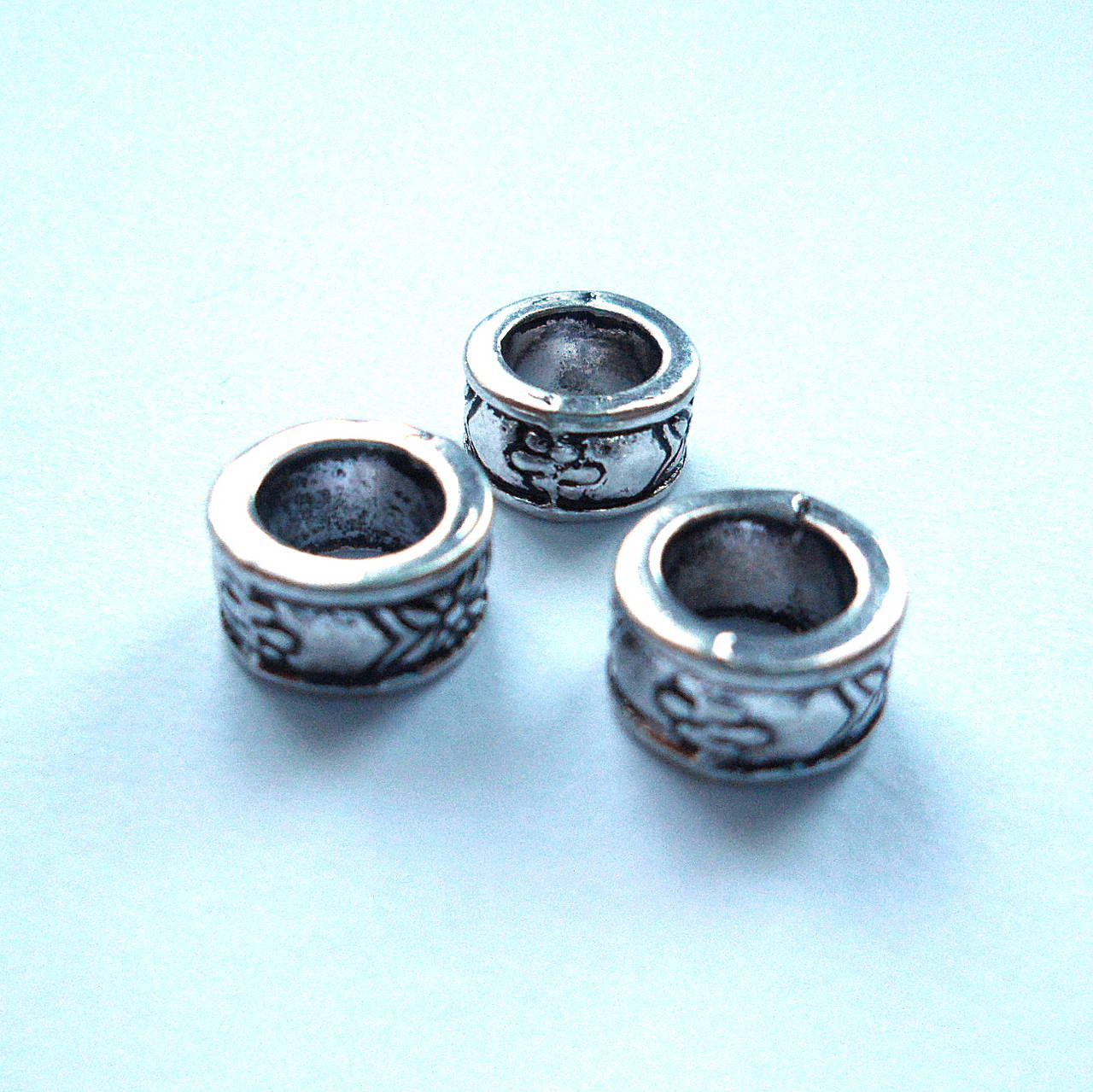 Kov.rúrka 8x4,5mm/otvor 5mm-1ks