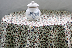 Úžitkový textil - Obrus. Starosvetský kvietočkový ako od starkej. - 10141251_