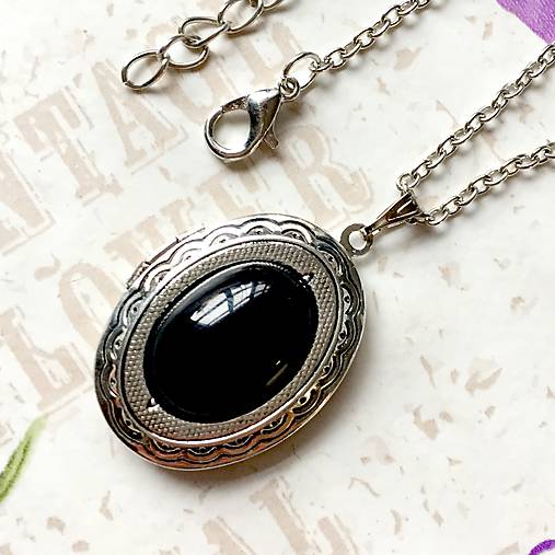  - Oval Gemstone Antique Silver Locket Necklace / Otvárací medailón (Black Agate) - 10157722_