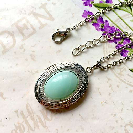 Oval Gemstone Antique Silver Locket Necklace / Otvárací medailón (Amazonite)