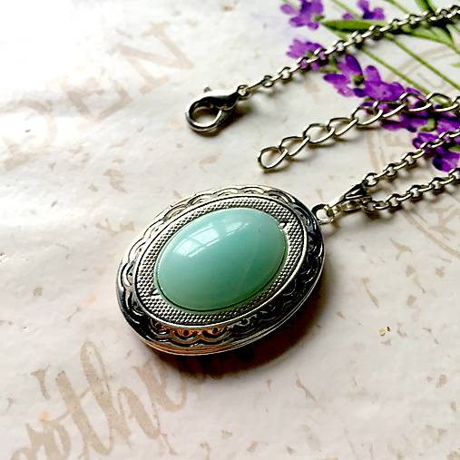 Oval Gemstone Antique Silver Locket Necklace / Otvárací medailón (Amazonite)